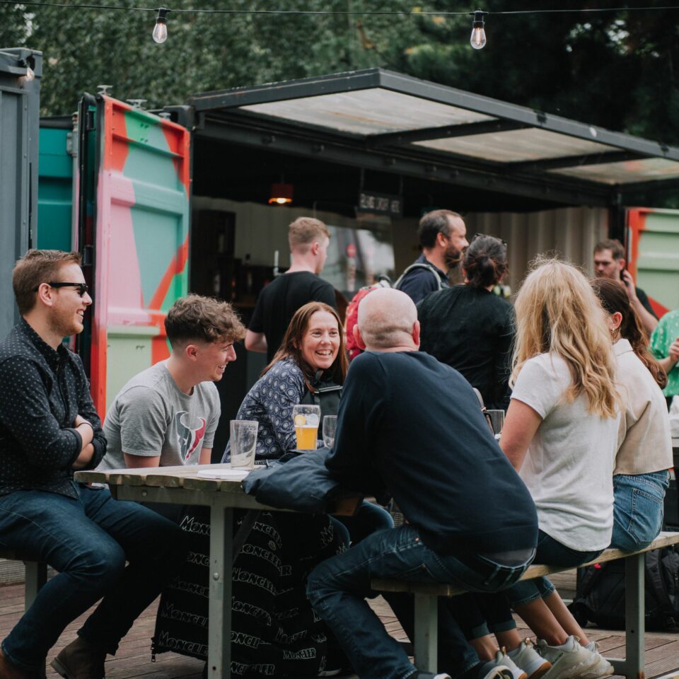 Retail contact image